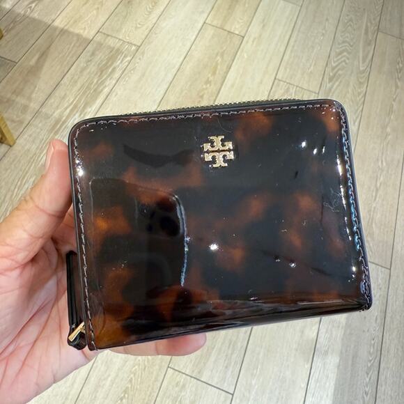 Tory Burch Emerson Tortoise Patent Mini Wallet 165945 - Picture 1 of 8